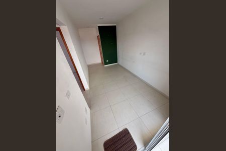 Sala de apartamento para alugar com 2 quartos, 67m² em Vila Assuncao, Praia Grande