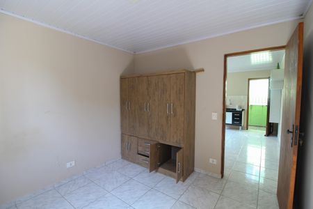 Quarto 1 de casa para alugar com 1 quarto, 35m² em Jardim Bonfiglioli, São Paulo