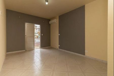 Quarto de casa à venda com 3 quartos, 257m² em Parque Sao Domingos, São Paulo