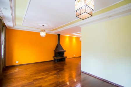 Sala de casa para alugar com 3 quartos, 254m² em Vila Valparaíso, Santo André
