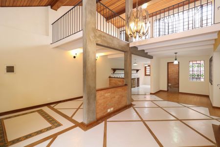 Sala de casa para alugar com 4 quartos, 231m² em Pinheiros, São Paulo