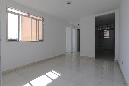Sala de apartamento para alugar com 2 quartos, 55m² em Jardim Esperanca, Mogi das Cruzes