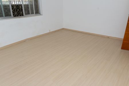 Casa para alugar com 2 quartos, 100m² em Campo Grande, Rio de Janeiro