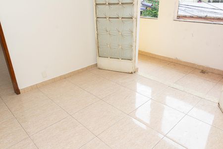 Sala de casa para alugar com 4 quartos, 120m² em Campo Grande, Rio de Janeiro
