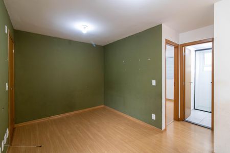 Sala de apartamento para alugar com 2 quartos, 39m² em Portal dos Gramados, Guarulhos