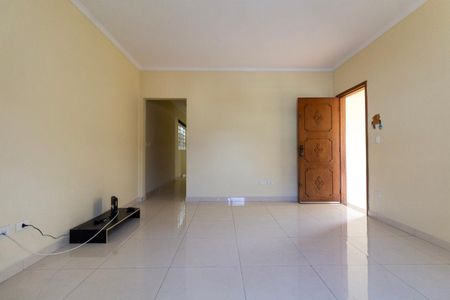 Sala de casa para alugar com 2 quartos, 117m² em Burgo Paulista, São Paulo