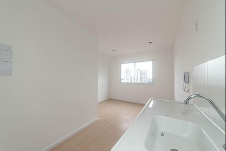 Cozinha de kitnet/studio à venda com 1 quarto, 17m² em Santo Amaro, São Paulo