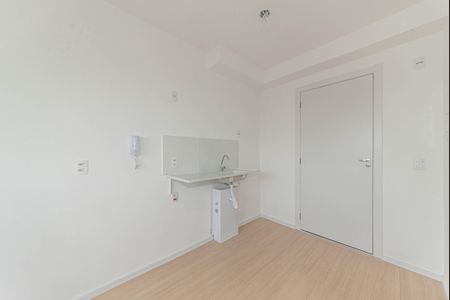 Cozinha de kitnet/studio à venda com 1 quarto, 17m² em Santo Amaro, São Paulo