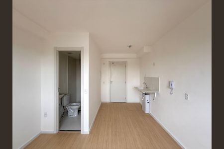 Quarto de kitnet/studio à venda com 1 quarto, 16m² em Santo Amaro, São Paulo