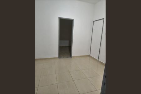 Sala de casa para alugar com 4 quartos, 90m² em Ramos, Rio de Janeiro