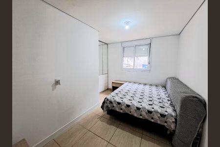 Quarto 1 de casa para alugar com 1 quarto, 35m² em Veloso, Osasco