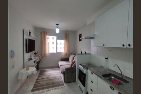 Sala de apartamento para alugar com 2 quartos, 34m² em Parque Fongaro, São Paulo