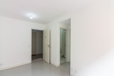 Sala de apartamento para alugar com 2 quartos, 45m² em Santa Maria, Osasco