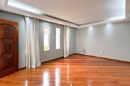 Sala de casa para alugar com 5 quartos, 280m² em Parque dos Passaros, São Bernardo do Campo