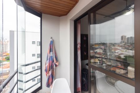 Sacada de apartamento para alugar com 2 quartos, 49m² em Vila Carmosina, São Paulo