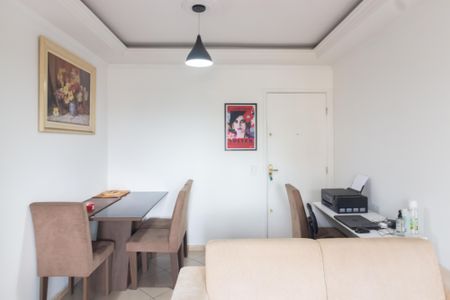 Sala de apartamento para alugar com 2 quartos, 49m² em Vila Carmosina, São Paulo