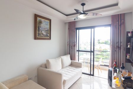 Sala de apartamento para alugar com 2 quartos, 49m² em Vila Carmosina, São Paulo