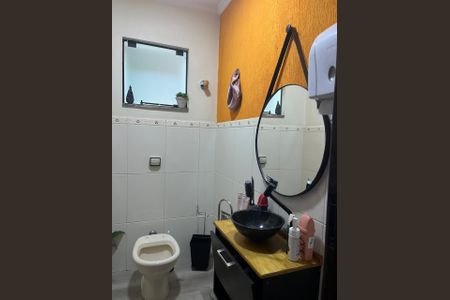 Banheiro de casa para alugar com 4 quartos, 195m² em Bela Vista, Osasco