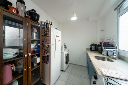 Cozinha de apartamento para alugar com 2 quartos, 41m² em Cecília, Viamão