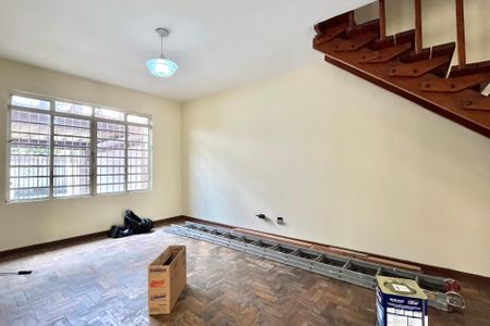 Sala de casa para alugar com 3 quartos, 130m² em Jardim Oriental, São Paulo