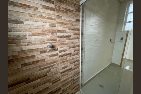 Banheiro de casa para alugar com 1 quarto, 45m² em Nhambuca, Cotia
