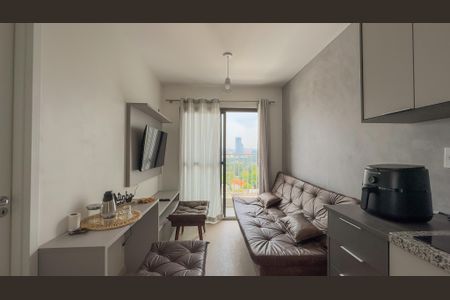sala e cozinha de apartamento para alugar com 1 quarto, 31m² em Santo Amaro, São Paulo