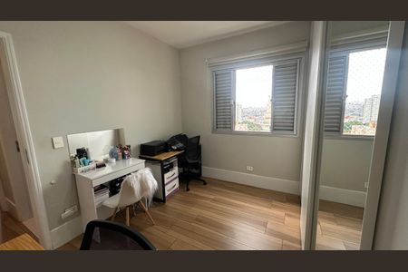 Quarto de apartamento à venda com 2 quartos, 101m² em Vila Galvão, Guarulhos