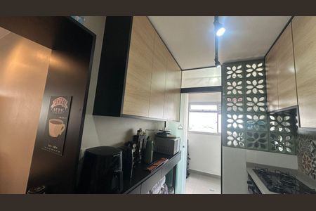 Cozinha de apartamento à venda com 2 quartos, 101m² em Vila Galvão, Guarulhos