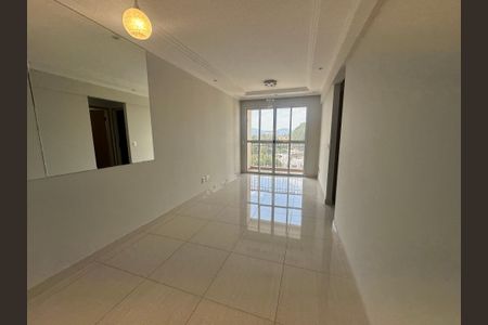 Sala de apartamento para alugar com 2 quartos, 60m² em Vila Pindorama, Barueri