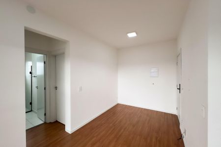 Sala de apartamento para alugar com 2 quartos, 50m² em Jardim Santo Antonio, Valinhos
