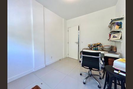 Quarto de apartamento para alugar com 2 quartos, 63m² em Pantanal, Florianópolis