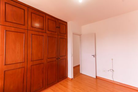 Quarto 1 de apartamento para alugar com 2 quartos, 60m² em Água Rasa, São Paulo