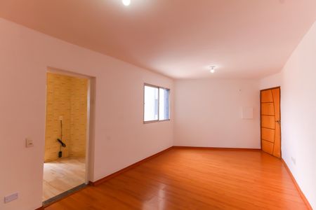 Sala de apartamento para alugar com 2 quartos, 60m² em Água Rasa, São Paulo