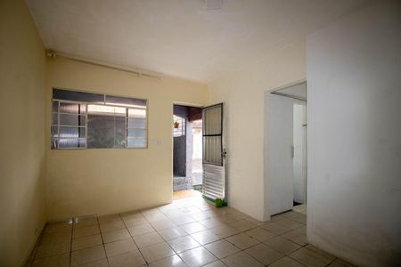 Sala de casa para alugar com 2 quartos, 70m² em Parque Pinheiros, Taboão da Serra