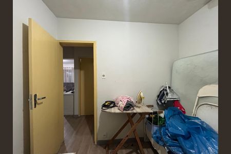 Quarto 2 de casa para alugar com 3 quartos, 330m² em Moinho Velho, São Paulo