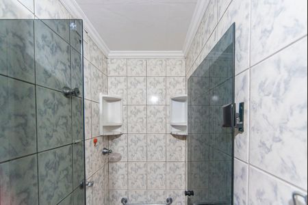 Banheiro de apartamento à venda com 2 quartos, 60m² em Parque Marajoara, Santo André