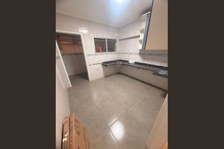 Cozinha de apartamento para alugar com 2 quartos, 65m² em Vila Galvão, Guarulhos