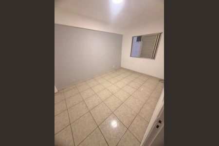 Quarto de apartamento para alugar com 2 quartos, 65m² em Vila Galvão, Guarulhos