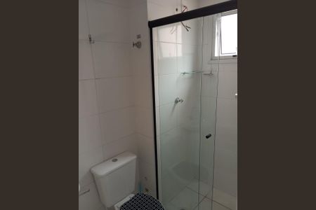 Banheiro de kitnet/studio para alugar com 1 quarto, 24m² em Cidade Satelite Santa Barbara, São Paulo