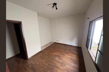 Casa para alugar com 3 quartos, 175m² em Santa Mônica, Uberlândia