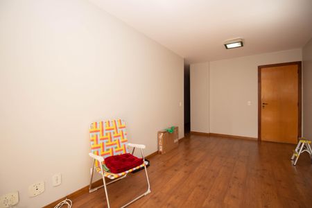 Sala de apartamento para alugar com 3 quartos, 360m² em Qnb 4, Brasília