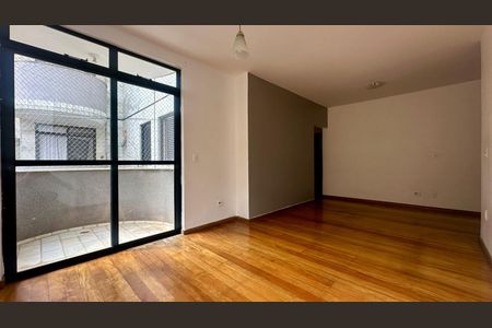 Sala de apartamento à venda com 3 quartos, 90m² em Estoril, Belo Horizonte
