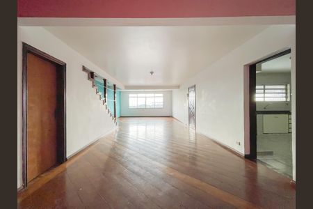 Sala de casa para alugar com 4 quartos, 225m² em Rio Pequeno, Osasco
