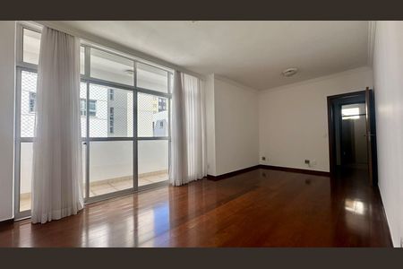 Sala de apartamento para alugar com 3 quartos, 95m² em Buritis, Belo Horizonte