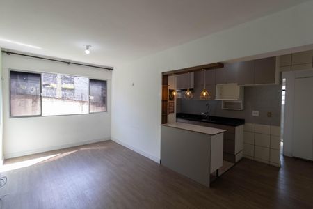 Sala e Cozinha de apartamento à venda com 2 quartos, 68m² em Vila Dalila, São Paulo
