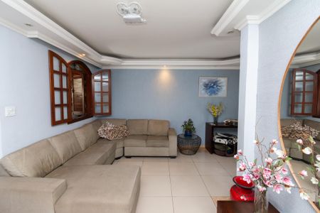Sala de casa à venda com 3 quartos, 225m² em Teixeira Dias, Belo Horizonte