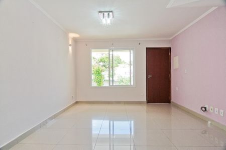 Sala de casa para alugar com 2 quartos, 150m² em Parque Sao Domingos, São Paulo