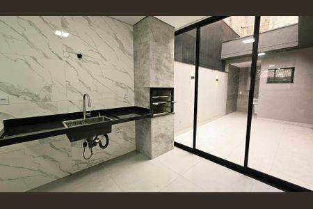 Casa à venda com 3 quartos, 105m² em Jardim Marambaia, Jundiaí