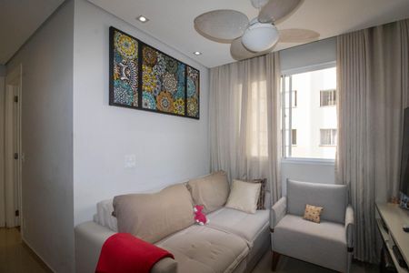 Sala de apartamento para alugar com 2 quartos, 42m² em Parque Reboucas, São Paulo