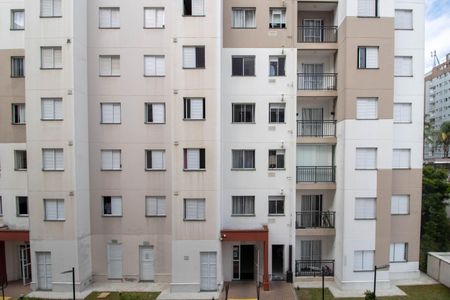 Vista Sala de apartamento para alugar com 2 quartos, 42m² em Parque Reboucas, São Paulo